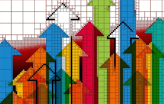 PMKT101 Course Image: Coloured arrows of different sizes in a row pointing upwards.